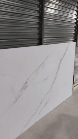SPC  панель LameliDecor 1200*2800*3мм  белосерая   SPCM0067 3 мм полуматовая